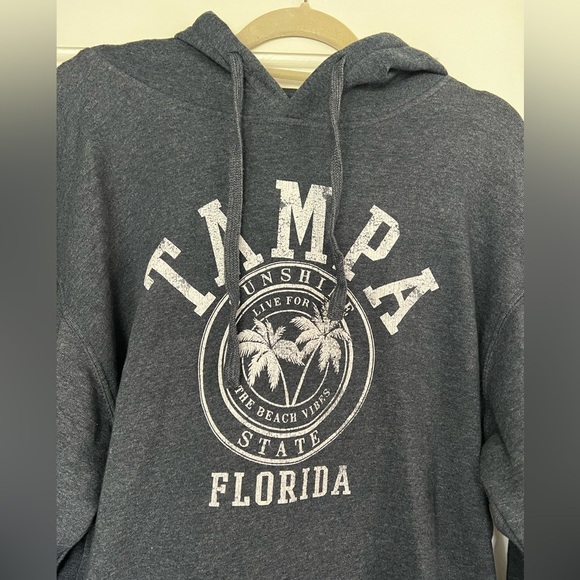 Tampa Florida Hoodie | Dark Blue Graphic Sweatshirt XL Unisex Pullover Palm Tree - Picture 6 of 7